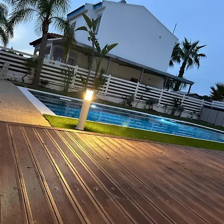 Дом отдыха Thaliana Gardens 36 *